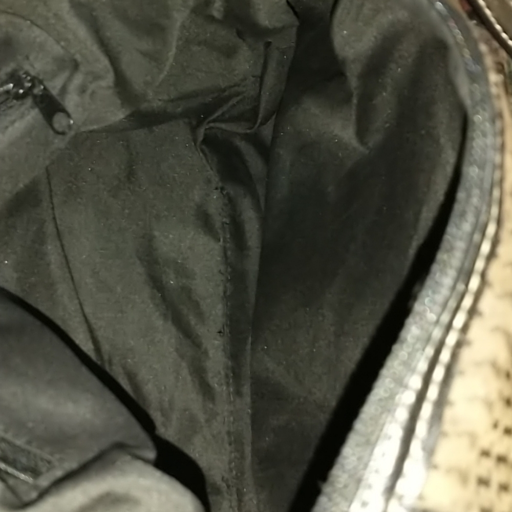 Purse - Picture 3 of 3